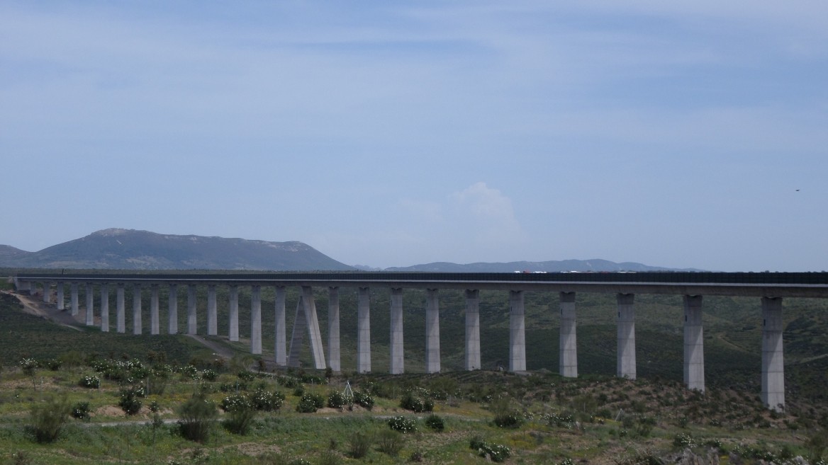 Valdetravieso Viaduct​